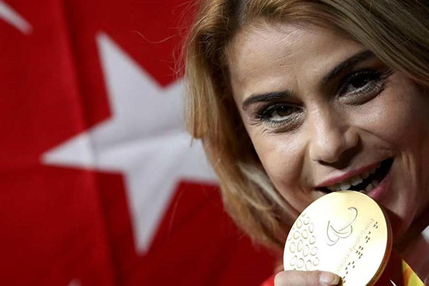 Nazmiye Muslu Muratlı'dan Rio 2016 Paralimpik'te dünya rekoru