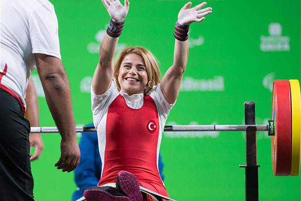 Nazmiye Muslu Muratlı'dan Rio 2016 Paralimpik'te dünya rekoru