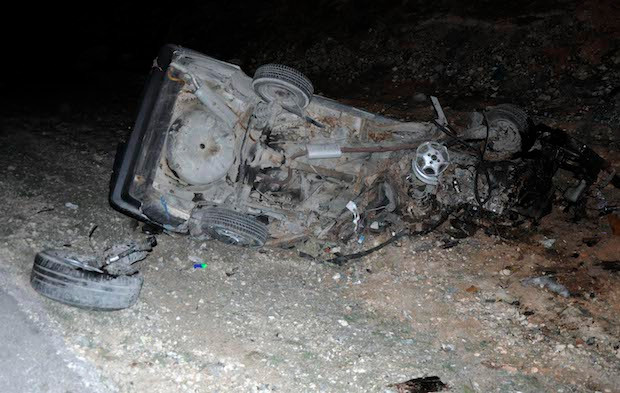 Gaziantep'te otomobiller kafa kafaya çarpıştı