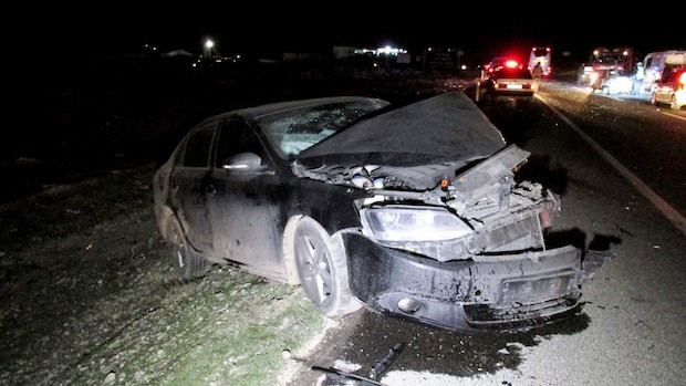 Gaziantep'te otomobiller kafa kafaya çarpıştı