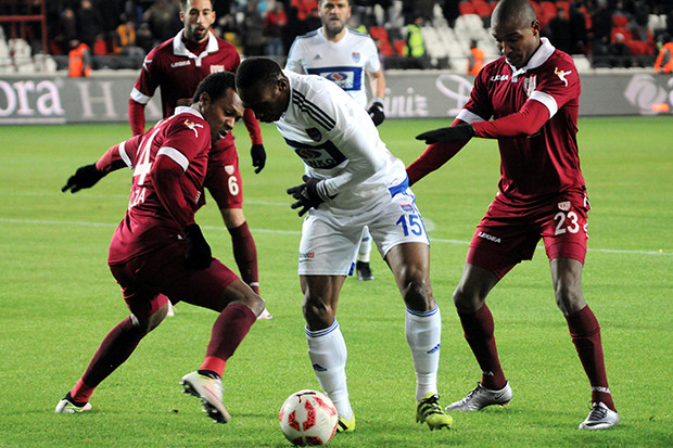 Gaziantep Büyükşehir - Bandırmaspor karşılaşması