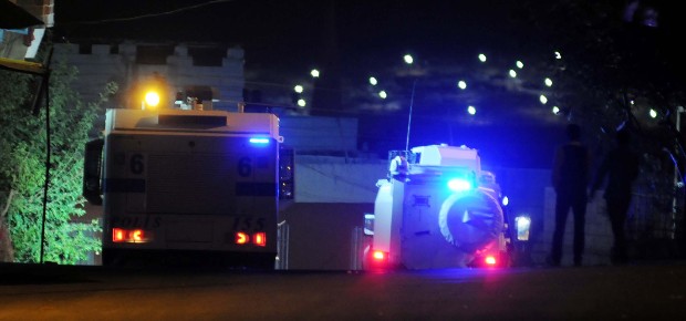 Gaziantep'te izinsiz gösteriye polis müdahalesi