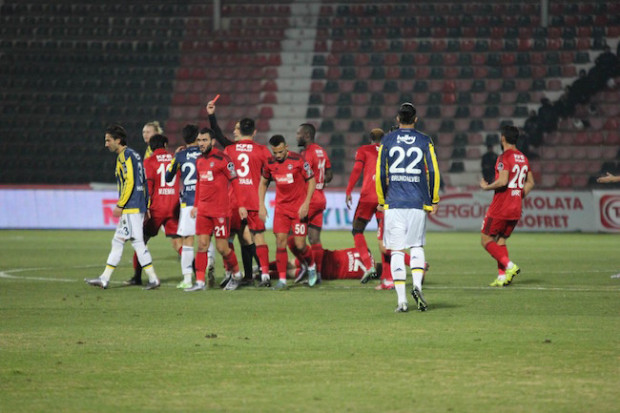 GAZİANTEPSPOR: 2 - FENERBAHÇE: 2