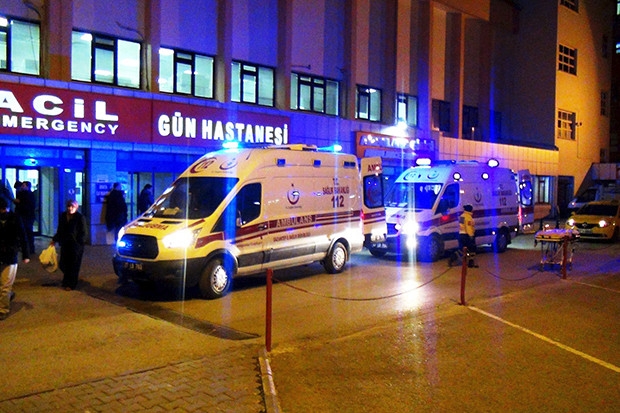 Suriye’de yaralanan 3 asker Gaziantep'e getirildi