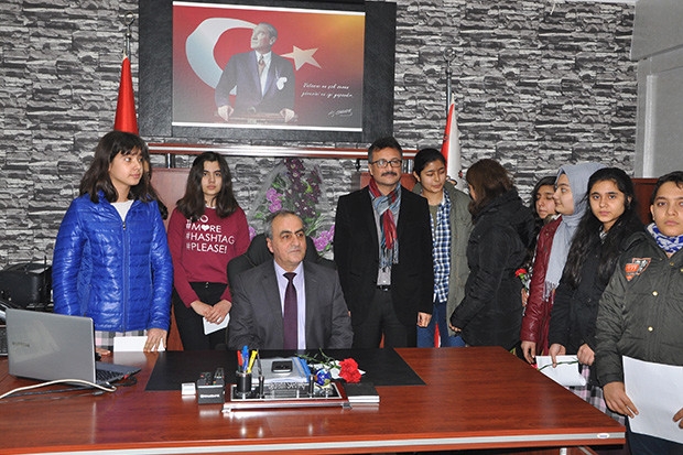 Öğrencilerden polis ağabeylerine mektup