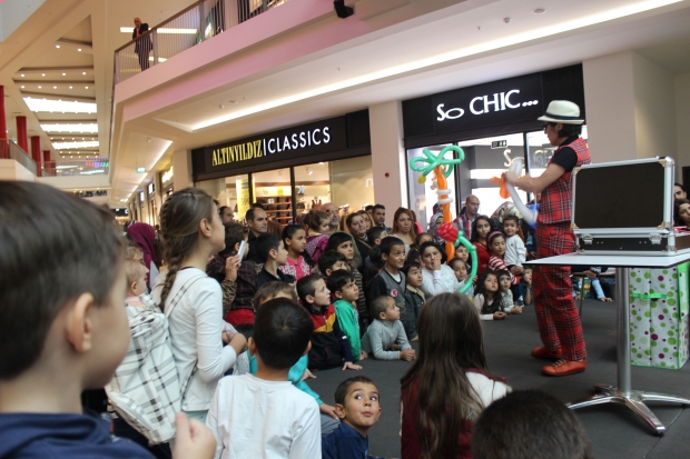 Forum Gaziantep'te Çocuklar  Neşeli Dakikalar Geçirdi