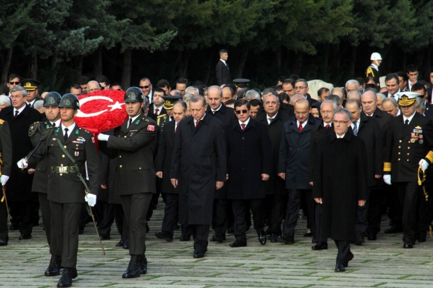 Devletin zirvesi Anıtkabir'de