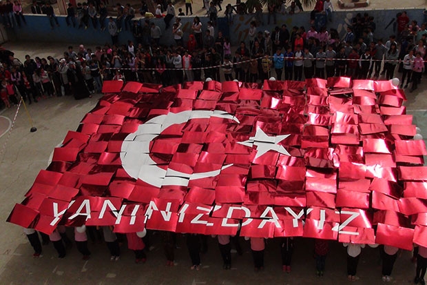 Mehmetçiğe "Yanındayız" mesajı