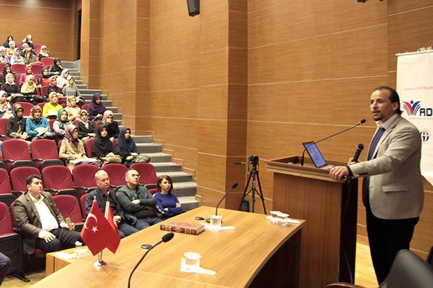 GAÜN’de Kudüs konferansı