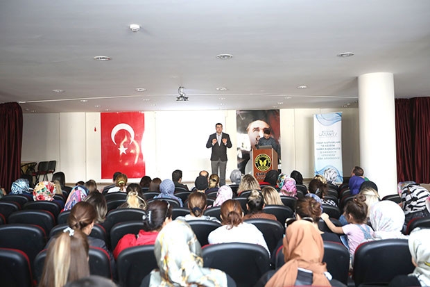 Büyükşehir'den seminer