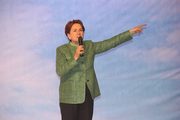 MHP'li Akşener, 