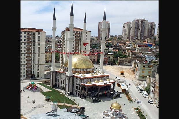 Gaziantep'e baklava motifli camii