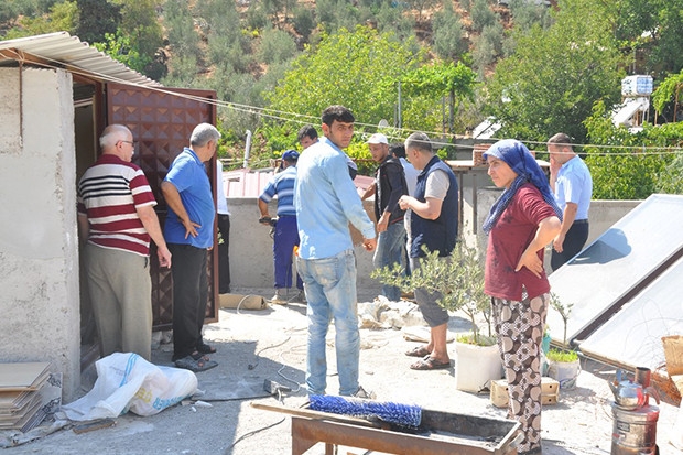 İslahiye kaçak yapıldığı belirtilen ev yıkıldı