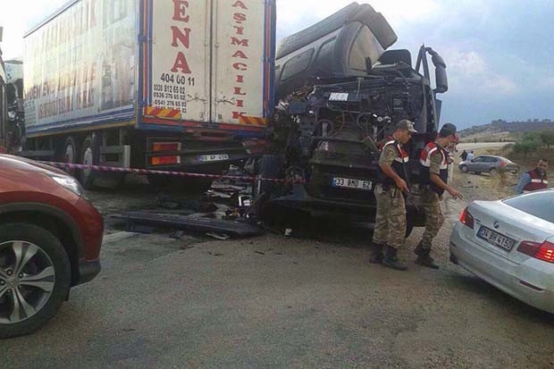 Gaziantep karayolunda zincirleme kaza