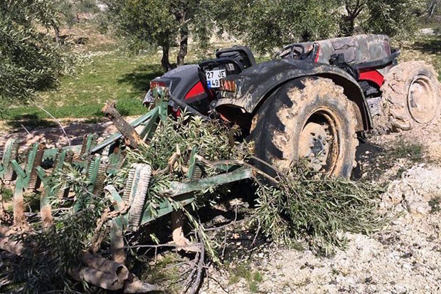 Bahçe sürmeye giden adam ölü bulundu