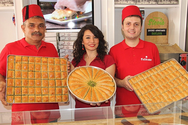 Ucuz baklava ve çikolataya dikkat!